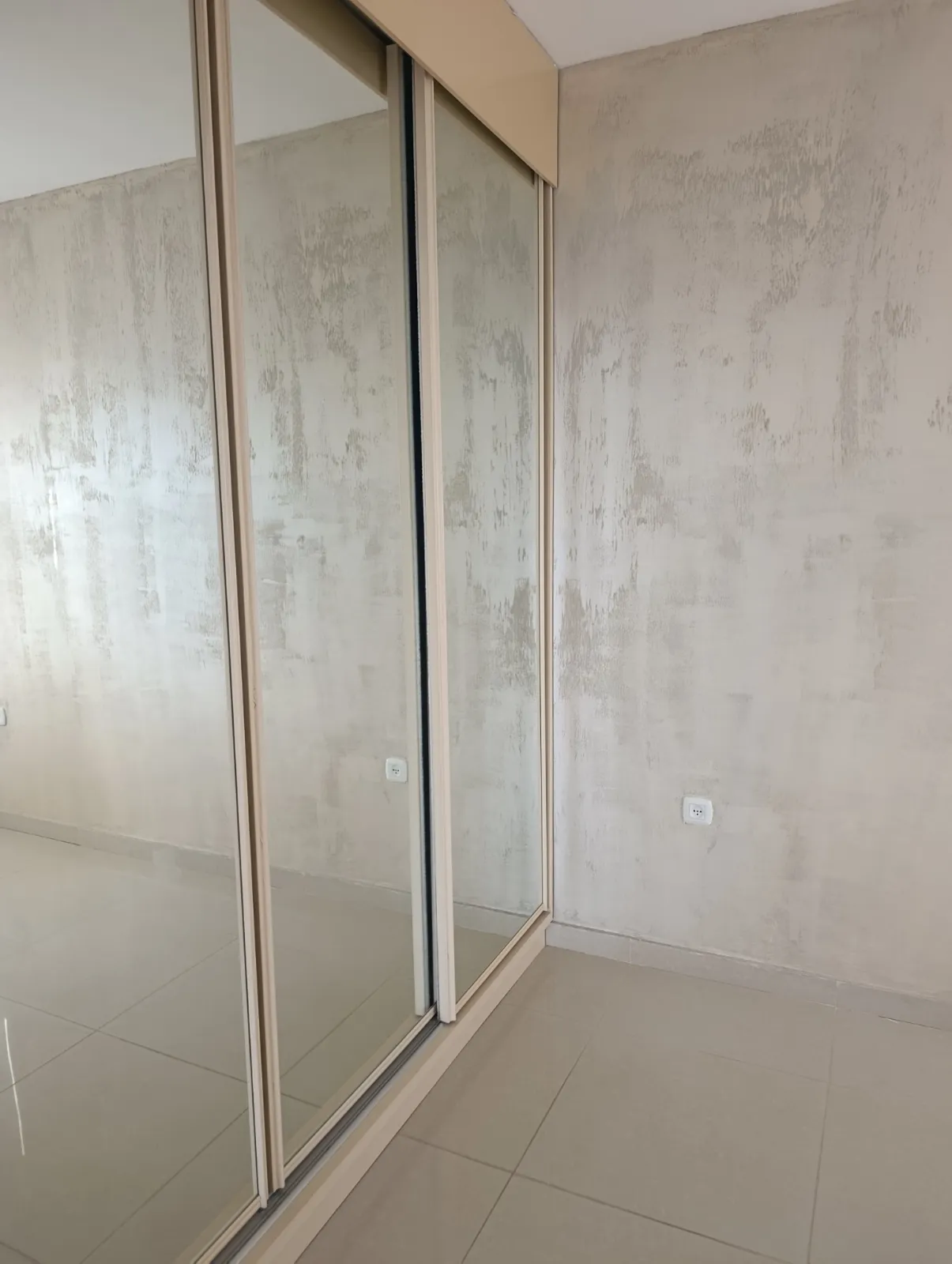 Luxury 4-Room Seafront Apartment on Nitza Blvd, Photo 12