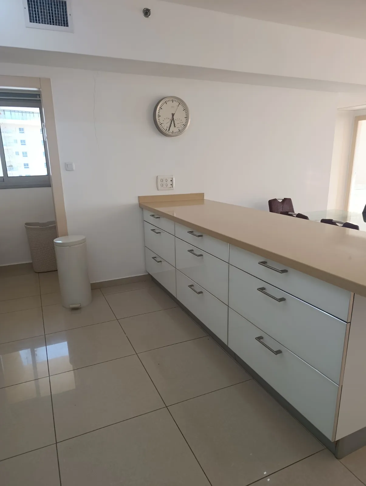 Luxury 4-Room Seafront Apartment on Nitza Blvd, Photo 13