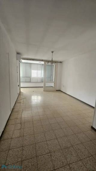 Appartement de 3 pièces à vendre à סמילנסקי, dans le centre-ville de Netanya