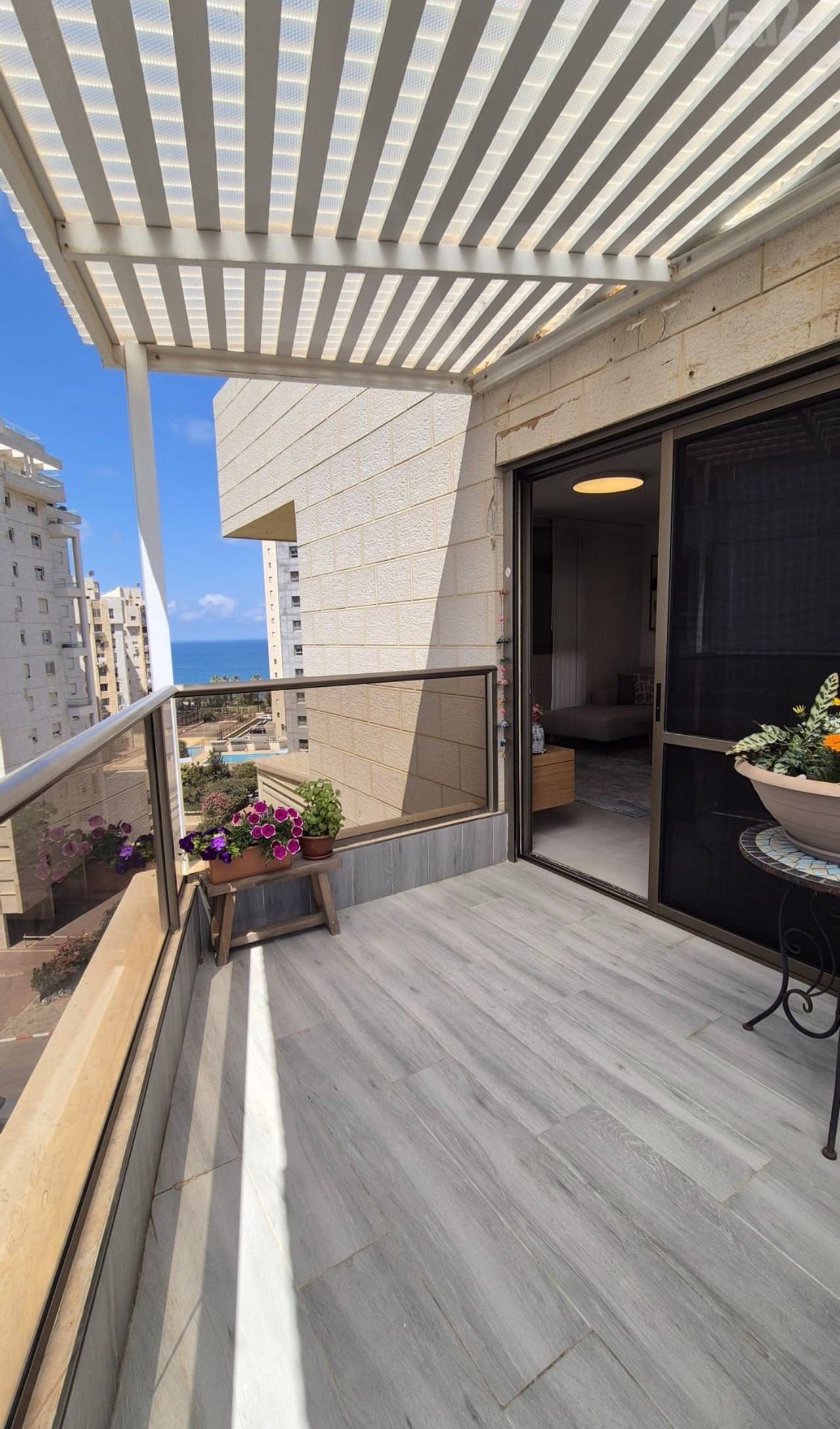 Appartement de 3 pièces au 8e étage, rue שלמה המלך – Photo 3
