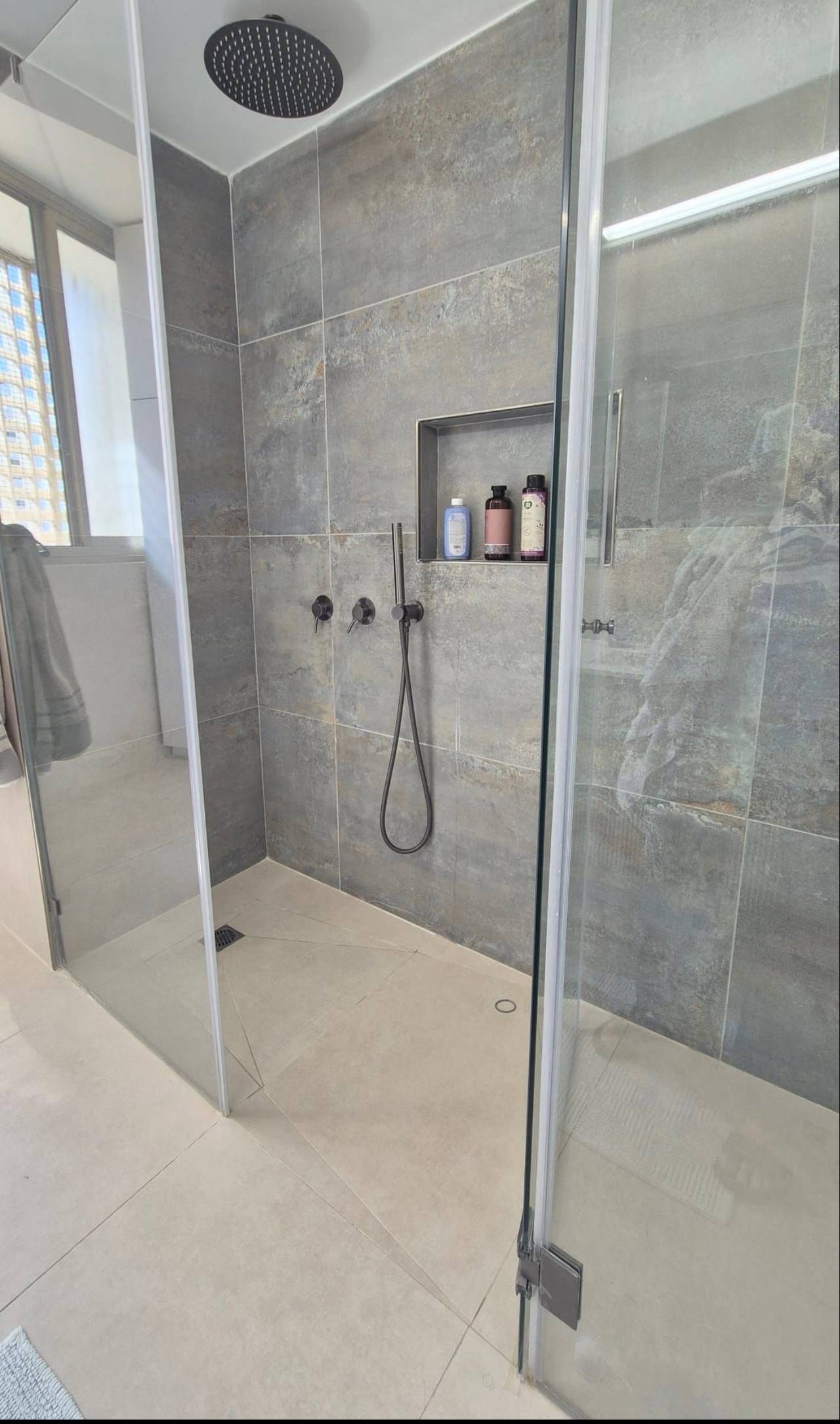 Appartement de 3 pièces au 8e étage, rue שלמה המלך – Photo 8