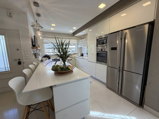 Beautifully Designed Semi-Detached Cottage with a Stunning Garden and Basement Unit, HaSachlav, Ramat Poleg, Photo 9