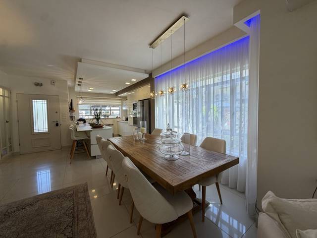 Beautifully Designed Semi-Detached Cottage with a Stunning Garden and Basement Unit, HaSachlav, Ramat Poleg, Photo 11