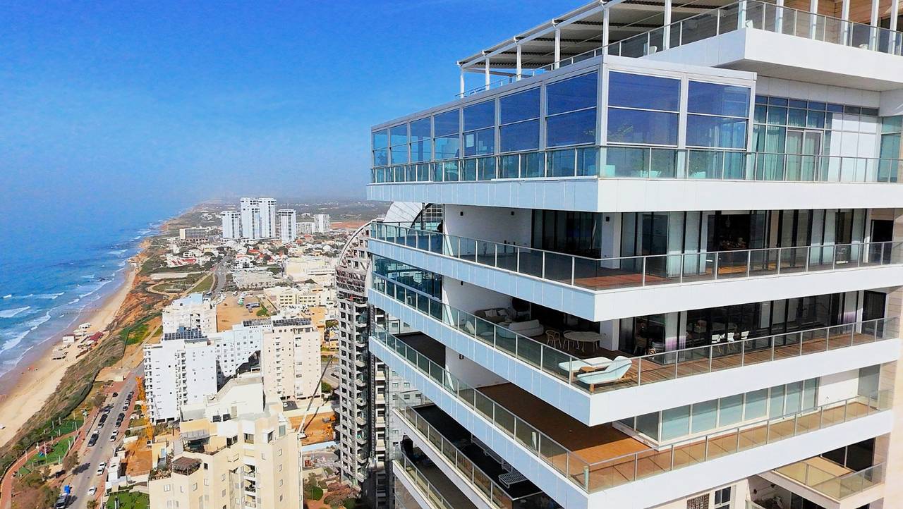 מיני פנטהאוז יוקרתי למכירה בטראסס, שדרות ניצה, נתניה – תמונה 6