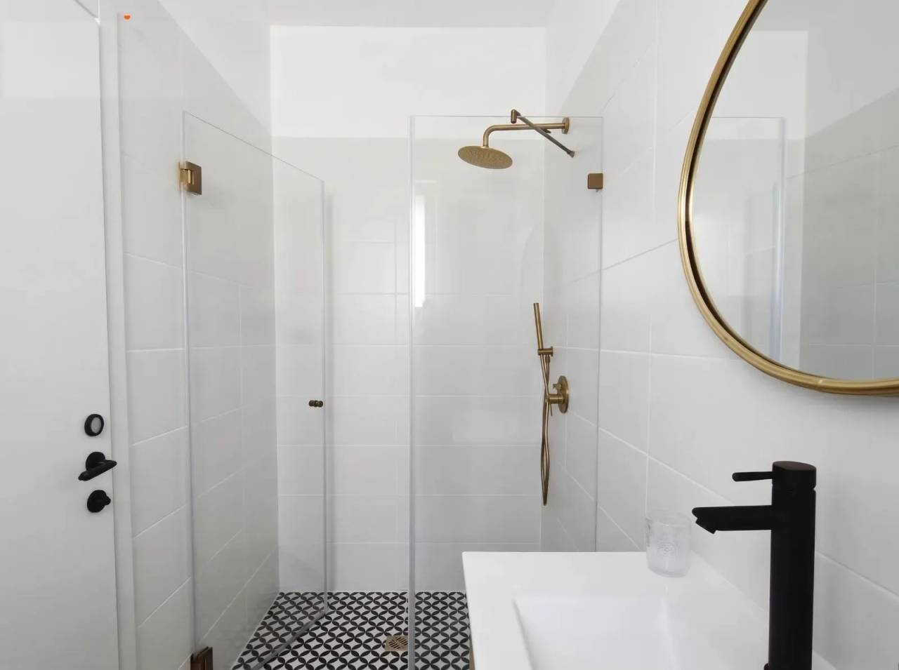 Designed 4-Room Apartment in the Heart of Agamim, Photo 3